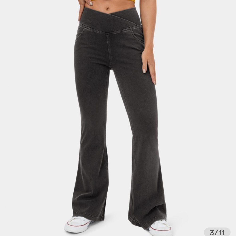 Halara Magic Jeans
